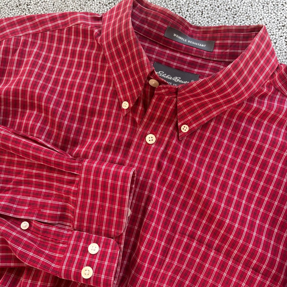 VTH Hong Kong Eddie Bauer Button Down Shirt Mens XL Red Plaid Wrinkle Res Preppy